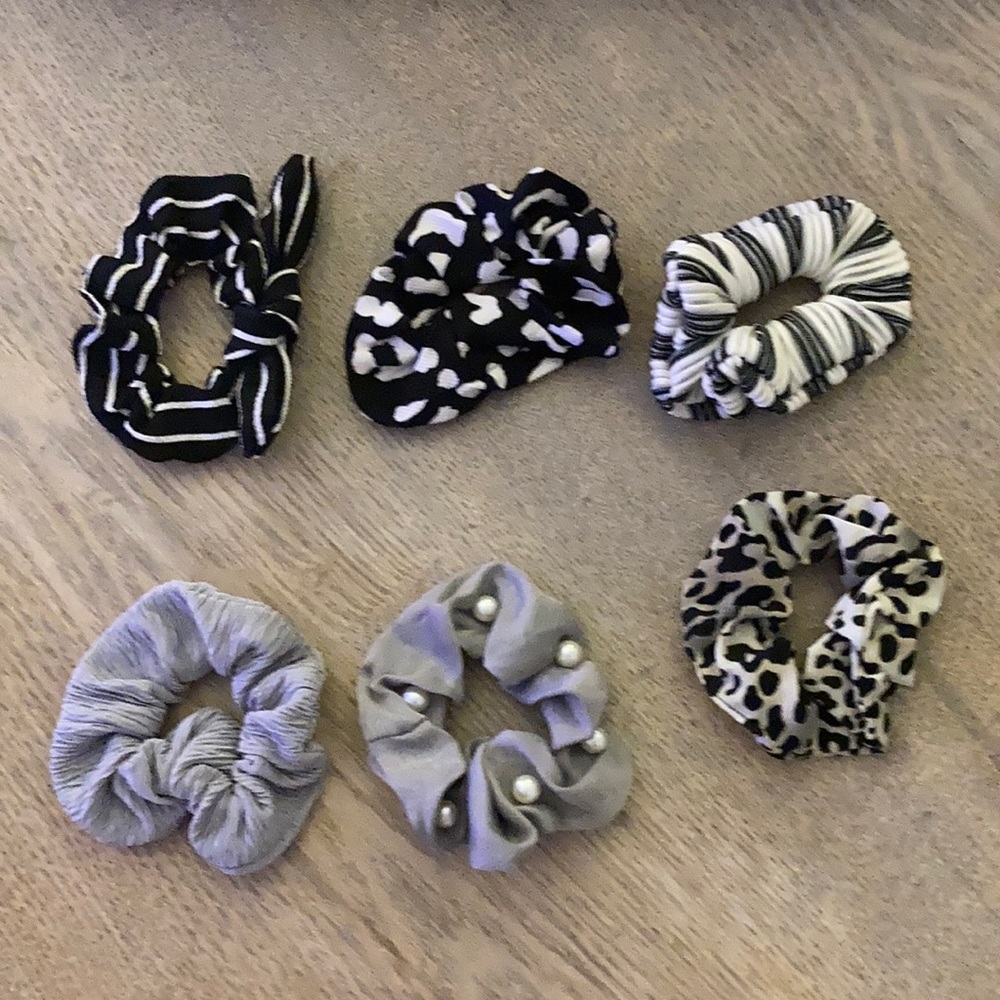Gray black and white scrunches
